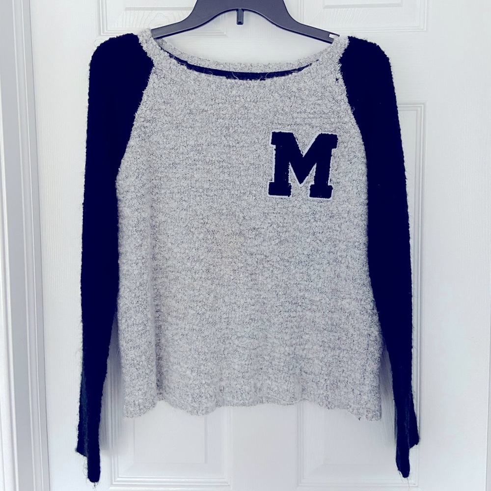 M sweater